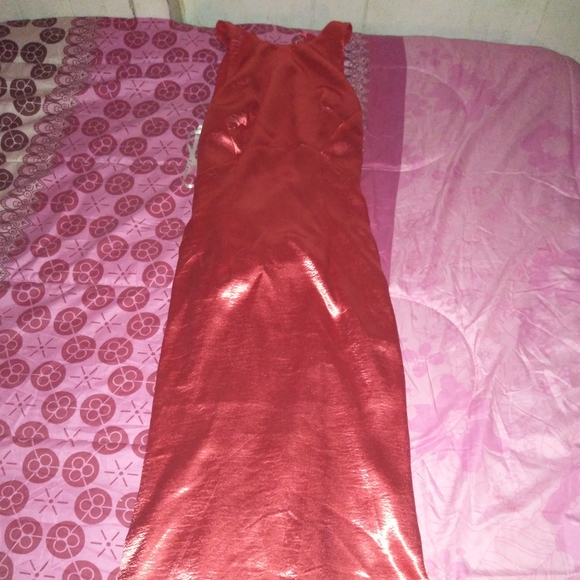 Prom dress - Picture 2 of 5